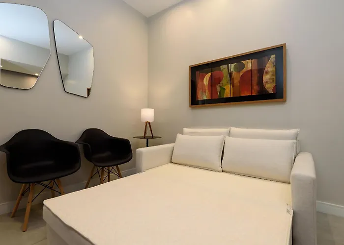 2Quartos A 50M Da Praia De Copacabana | Pf 19/1004